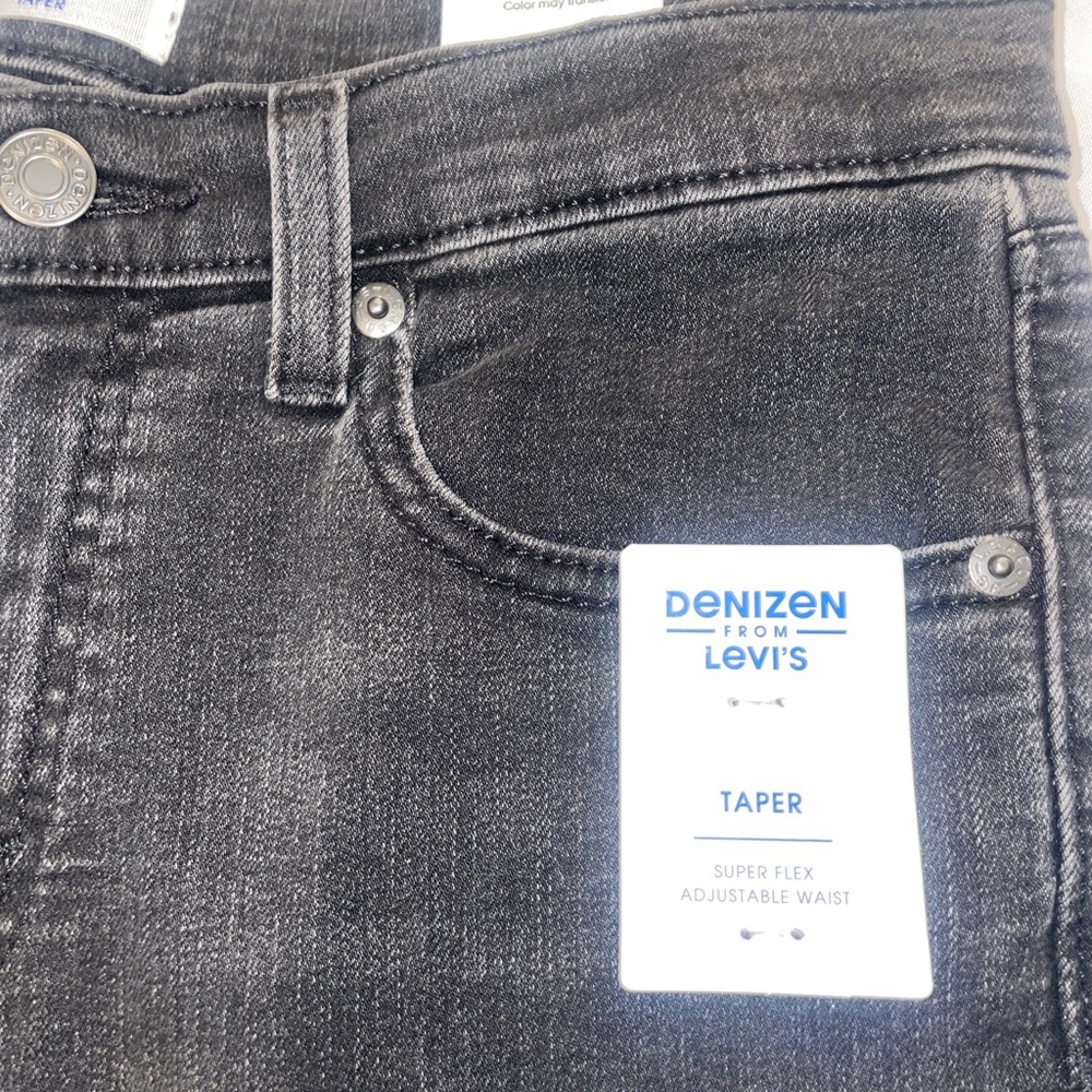 Denizen Levi’s black distressed jeans boys 16r